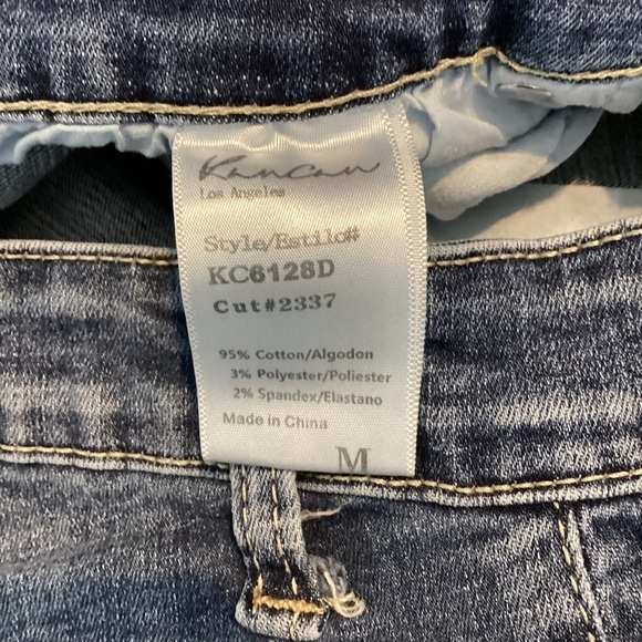 KanCan Distressed Cuffed Denim Shorts Medium Wash Mid-Rise M - Picture 5 of 5